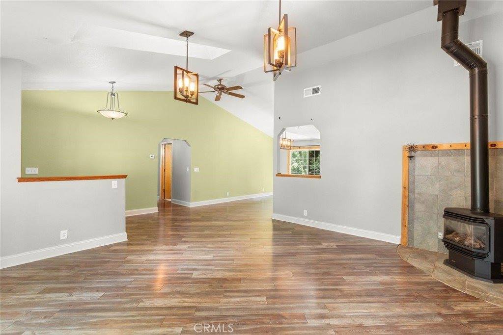 14621 Carnegie, Magalia, CA 95954