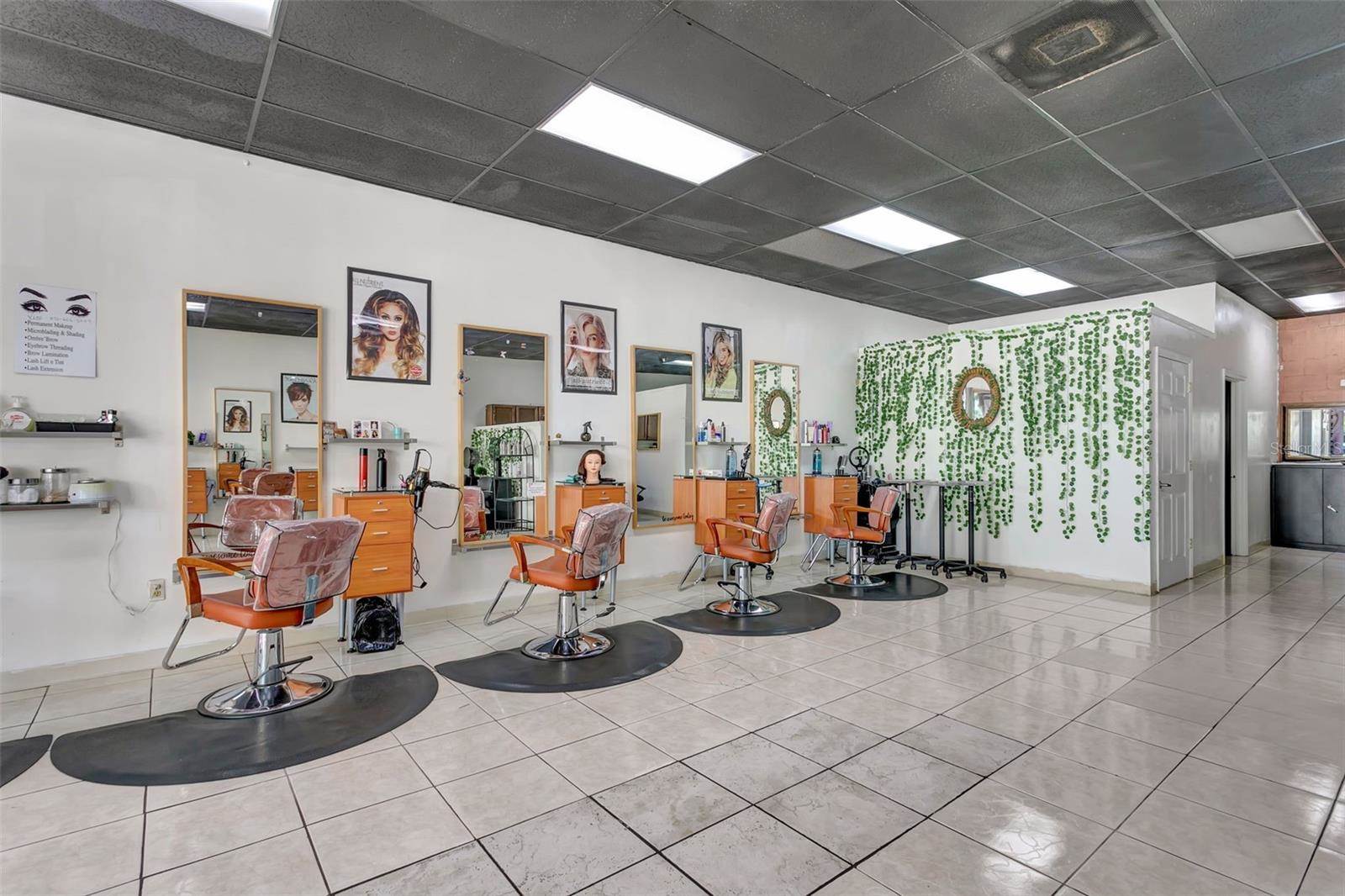 1903 East FL 60, Valrico, FL 33594