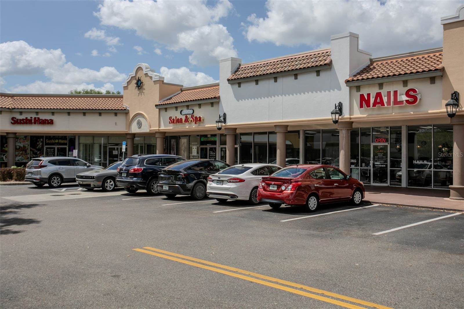 1903 East FL 60, Valrico, FL 33594