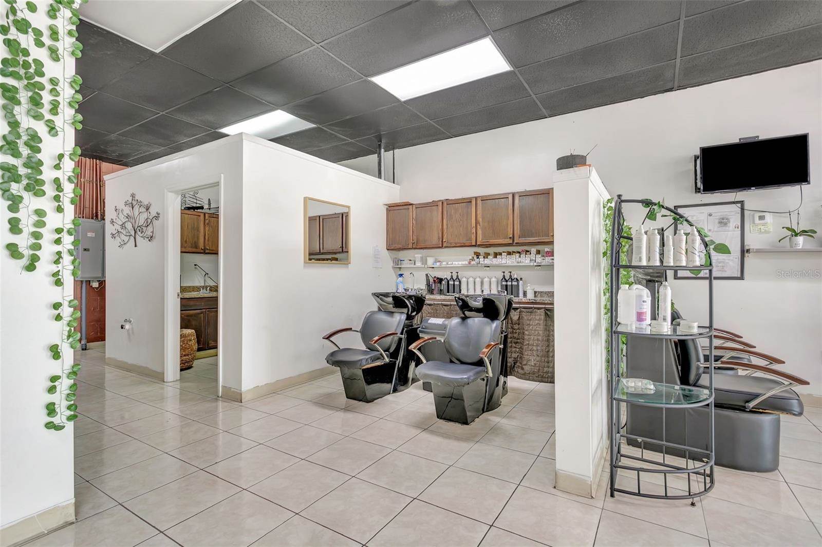 1903 East FL 60, Valrico, FL 33594