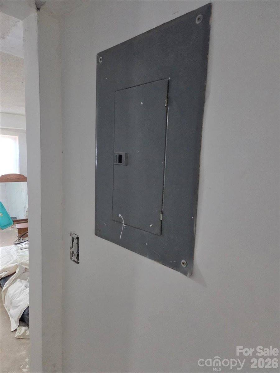 110 Wilrecar Drive, Black Mountain, NC 28711