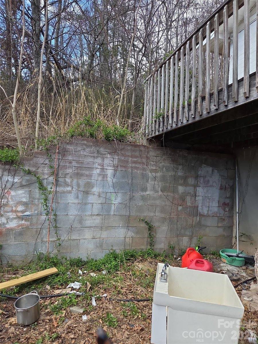 110 Wilrecar Drive, Black Mountain, NC 28711