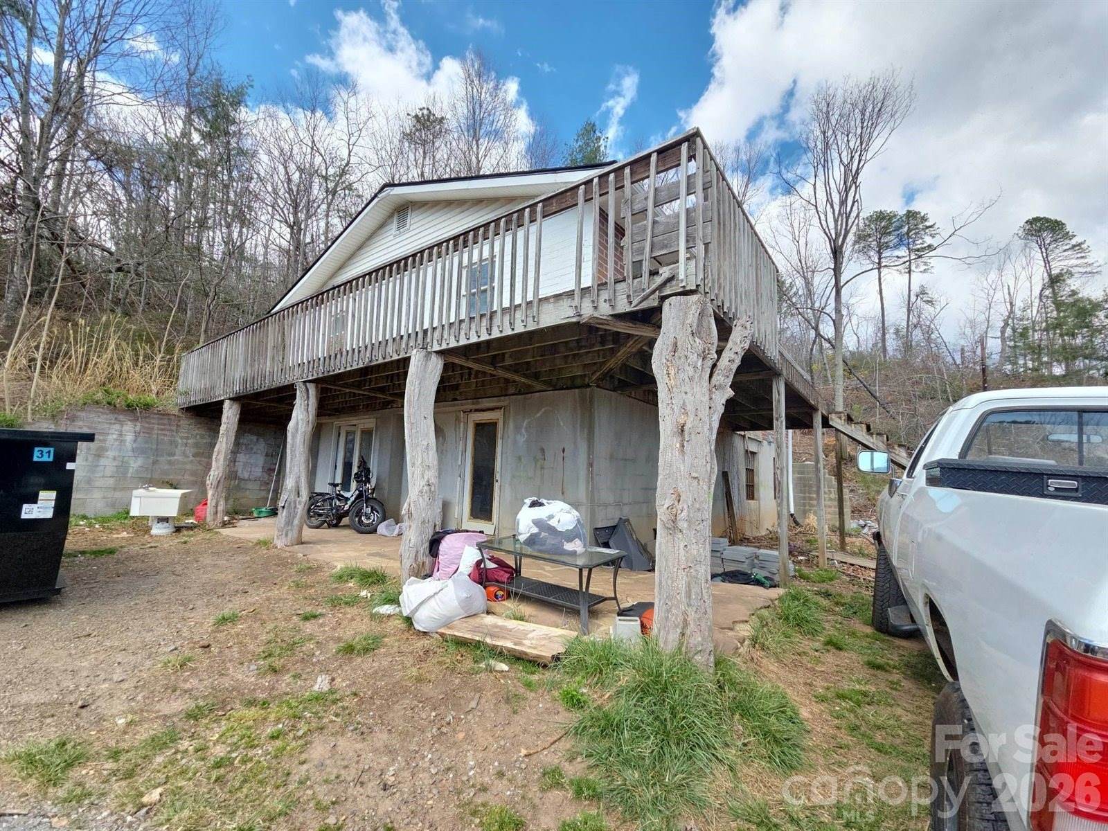 110 Wilrecar Drive, Black Mountain, NC 28711
