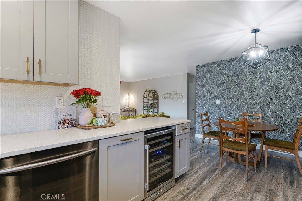 5232 Corteen pl, Valley Village, CA 91607