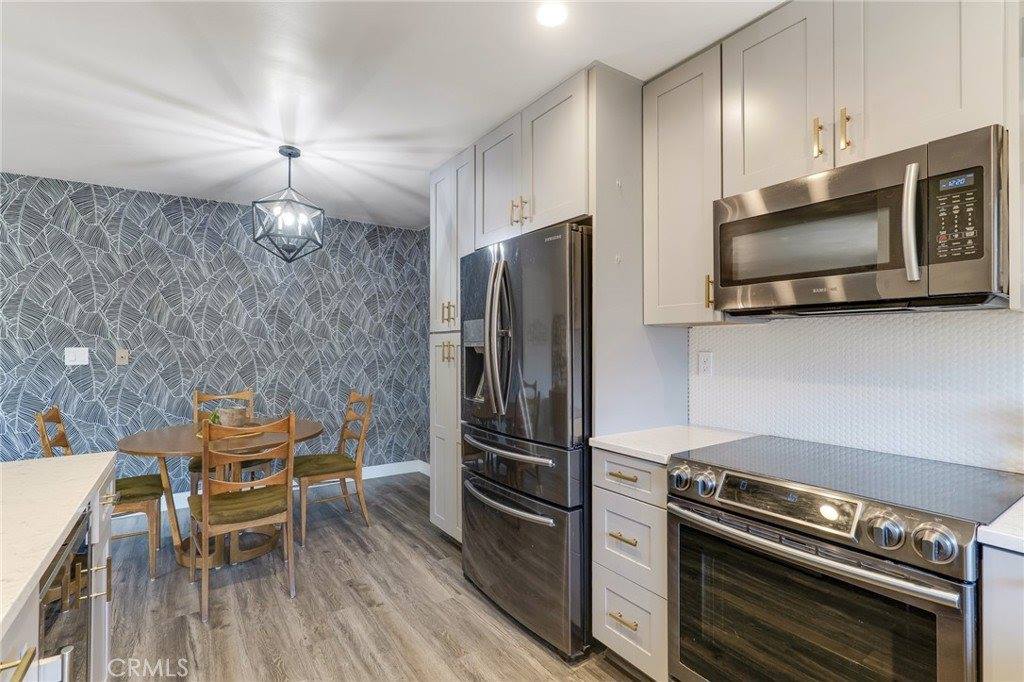 5232 Corteen pl, Valley Village, CA 91607