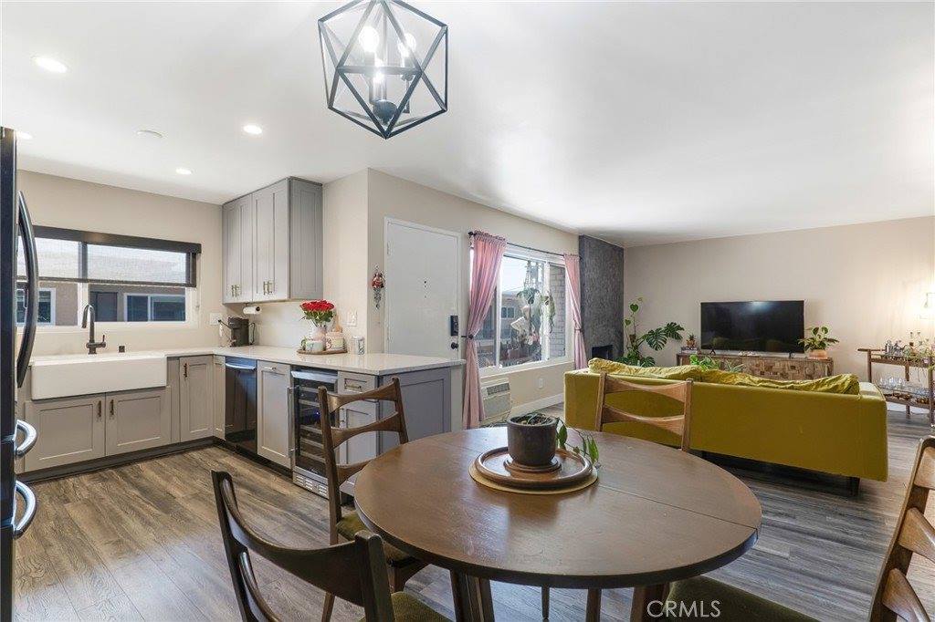 5232 Corteen pl, Valley Village, CA 91607