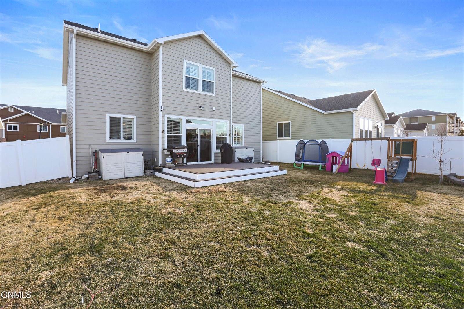 2202 25th Street West, Williston, ND 58801