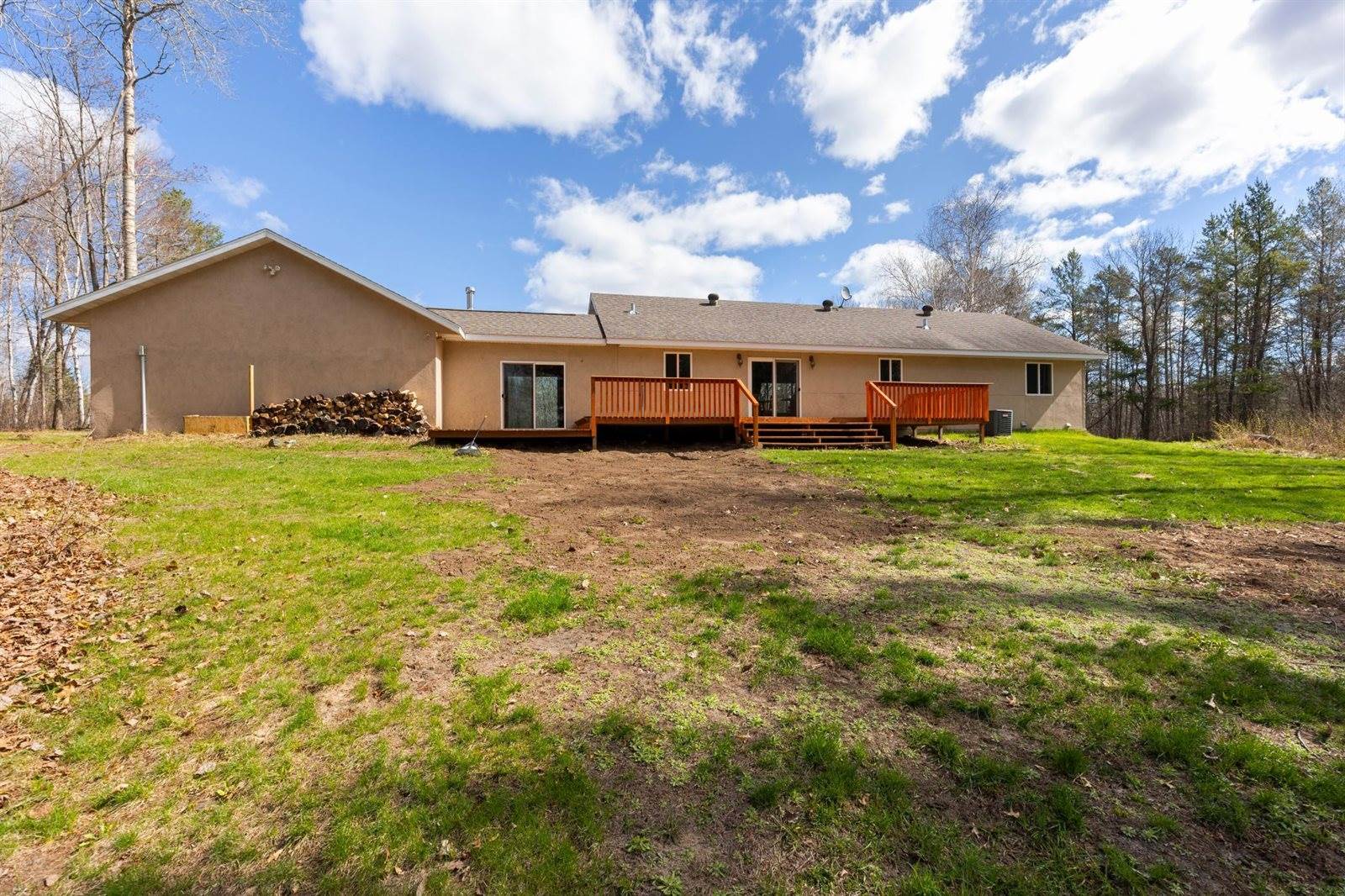5795 Bluestem Lane SW, Motley, MN 56466