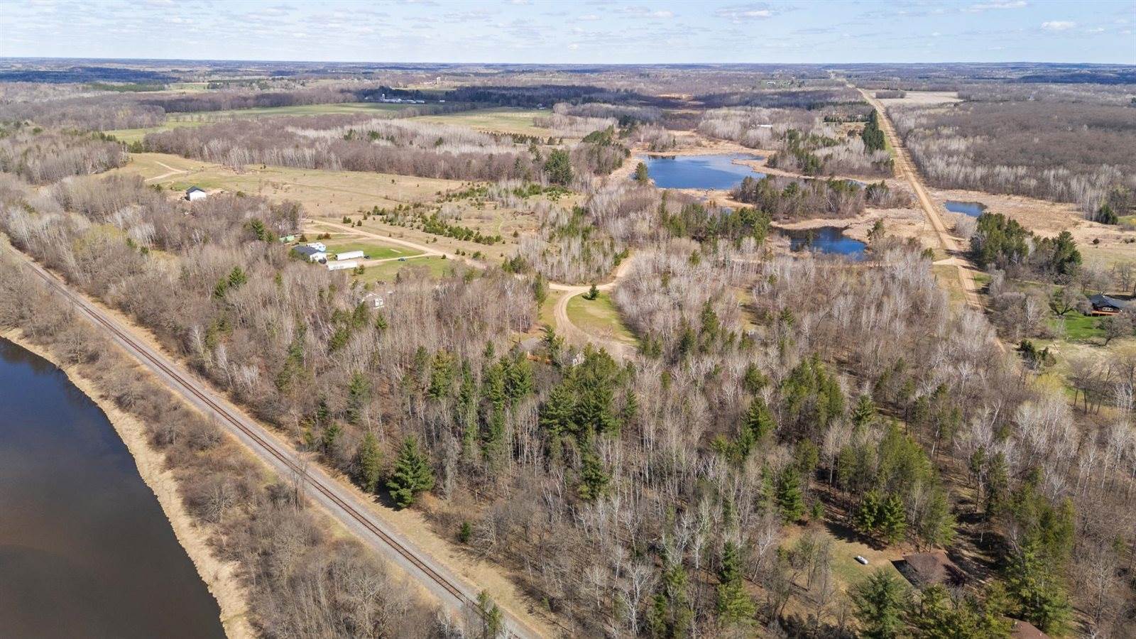 5795 Bluestem Lane SW, Motley, MN 56466