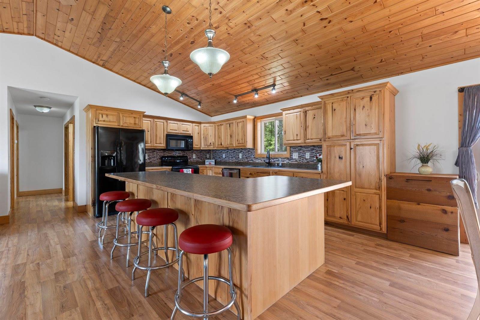 5795 Bluestem Lane SW, Motley, MN 56466