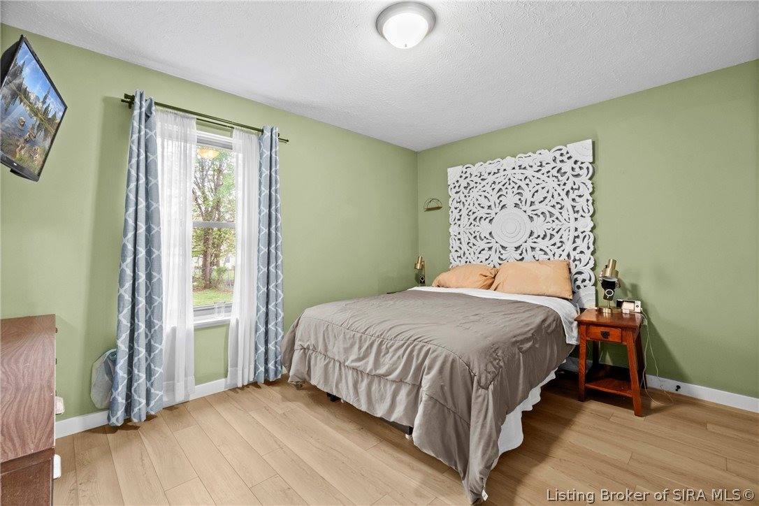 3820 Carver Street, New Albany, IN 47150