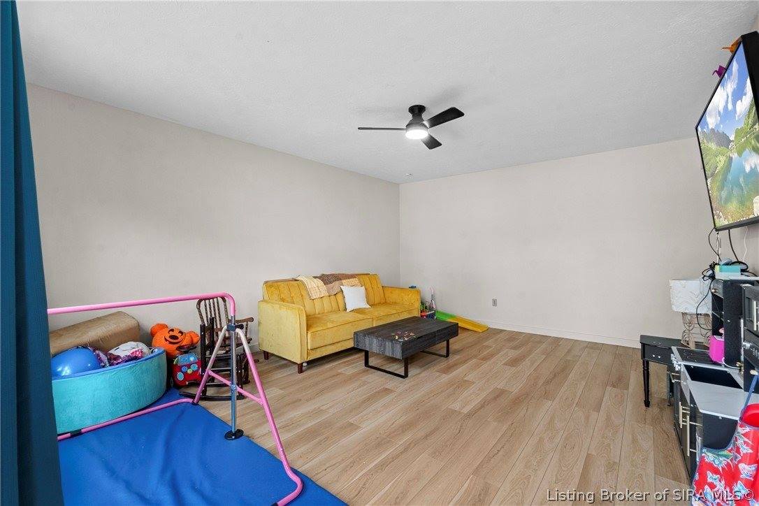 3820 Carver Street, New Albany, IN 47150