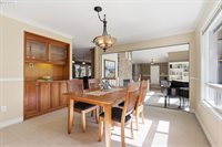 19363 SE Debora Dr, Damascus, OR 97089