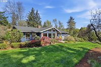 19363 SE Debora Dr, Damascus, OR 97089