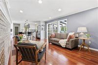 19363 SE Debora Dr, Damascus, OR 97089