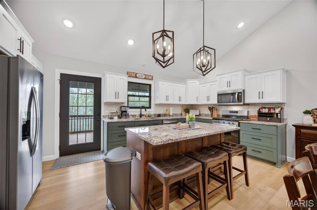 115 Alice Drive, Waynesville, MO 65583