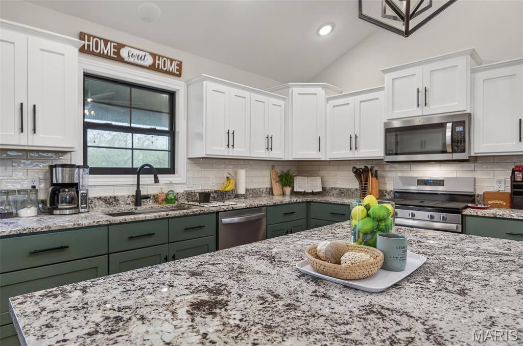 115 Alice Drive, Waynesville, MO 65583