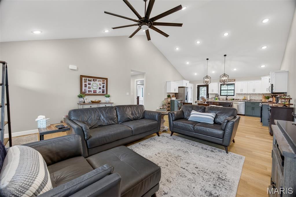 115 Alice Drive, Waynesville, MO 65583