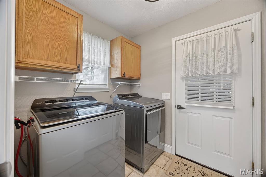 21093 Layla Road, Waynesville, MO 65583