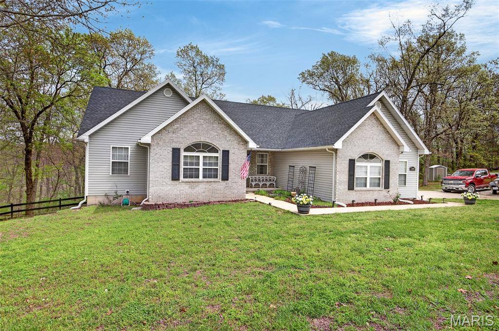 21093 Layla Road, Waynesville, MO 65583