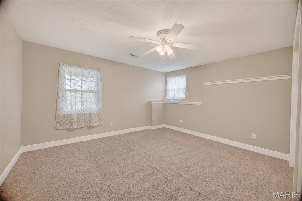 21093 Layla Road, Waynesville, MO 65583