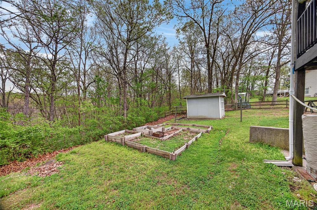 21093 Layla Road, Waynesville, MO 65583