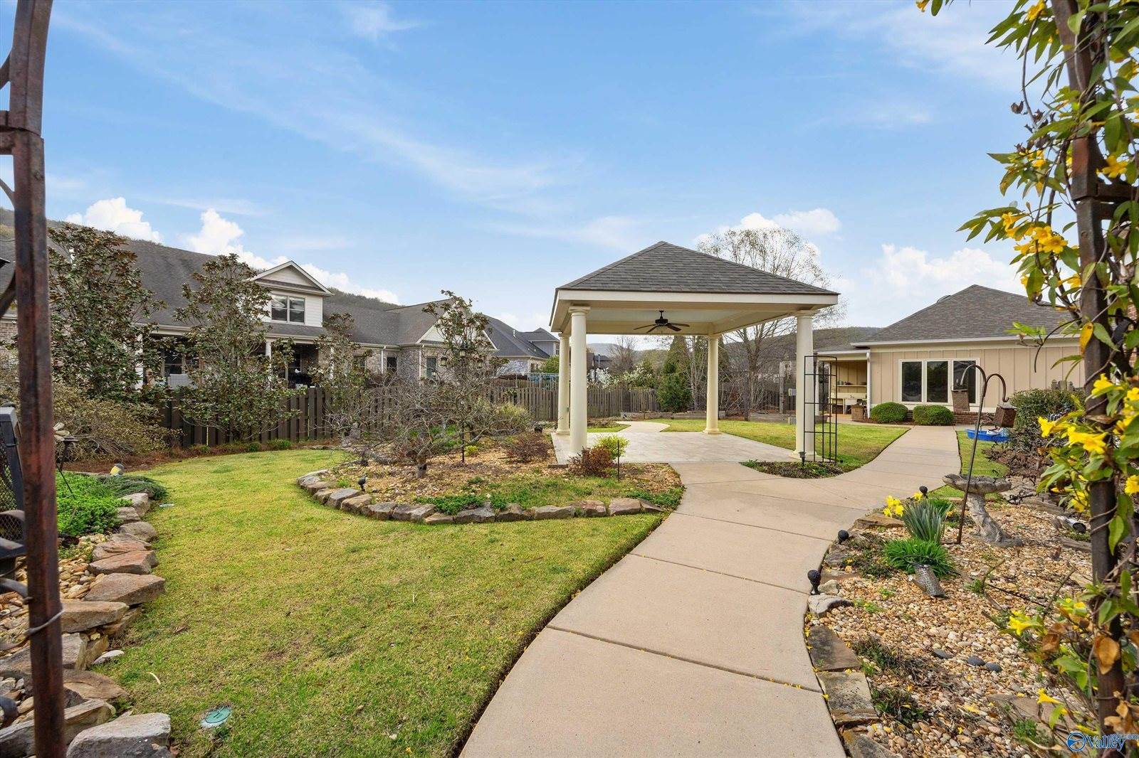 55 Mcmullen Lane, Gurley, AL 35748