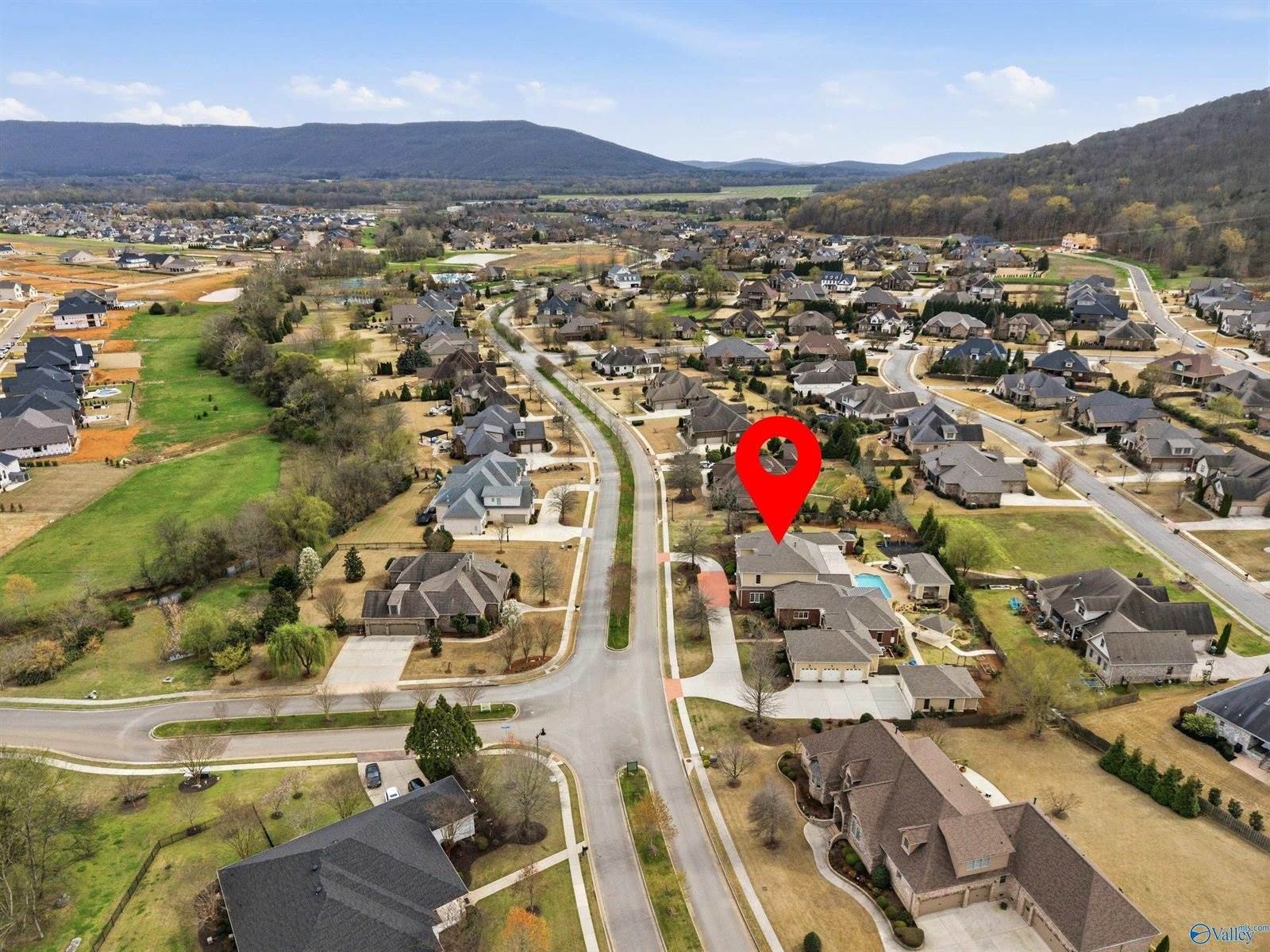 55 Mcmullen Lane, Gurley, AL 35748