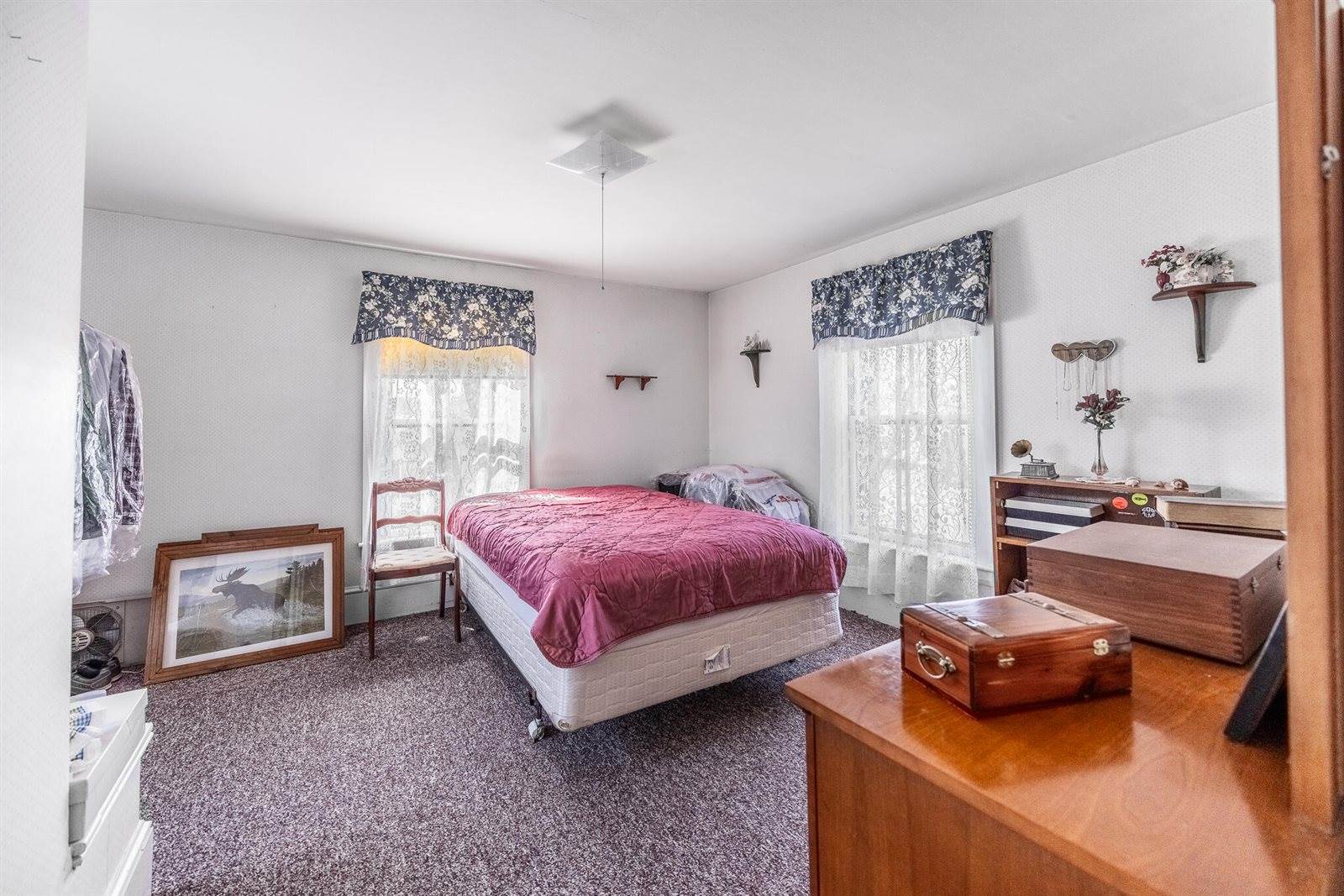 15 Lane Street, Bangor, ME 04401