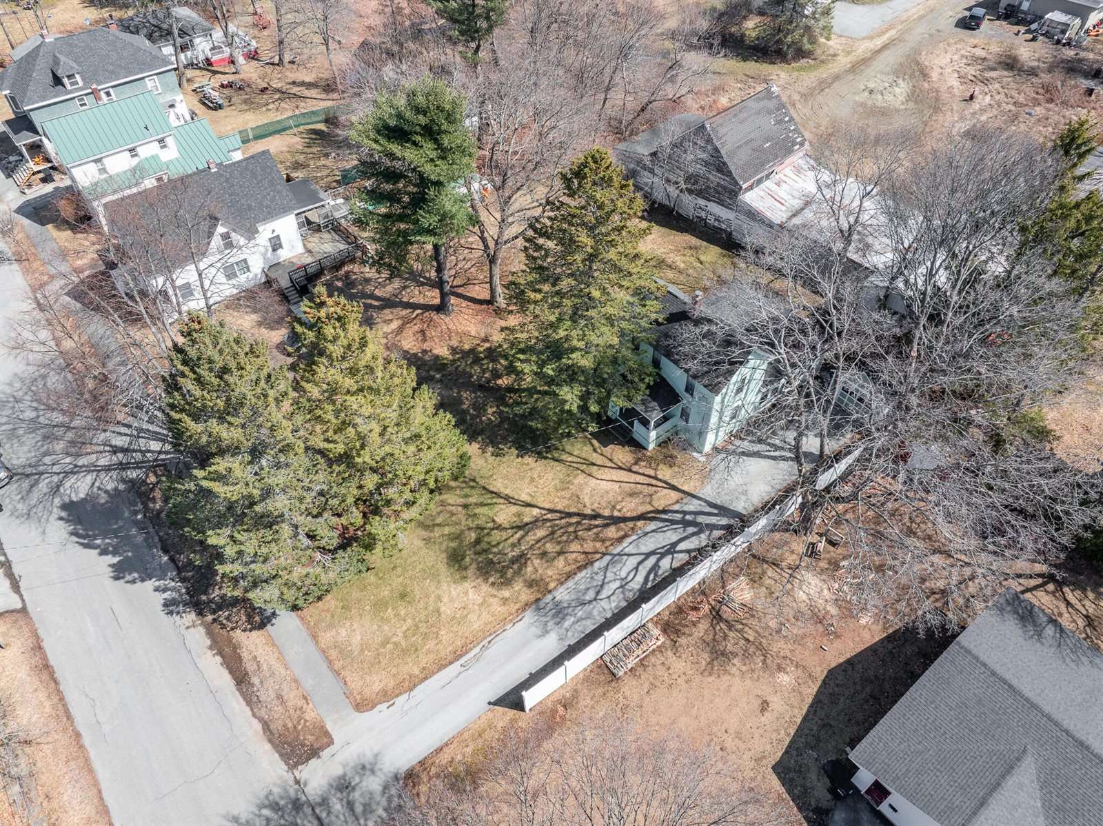 15 Lane Street, Bangor, ME 04401