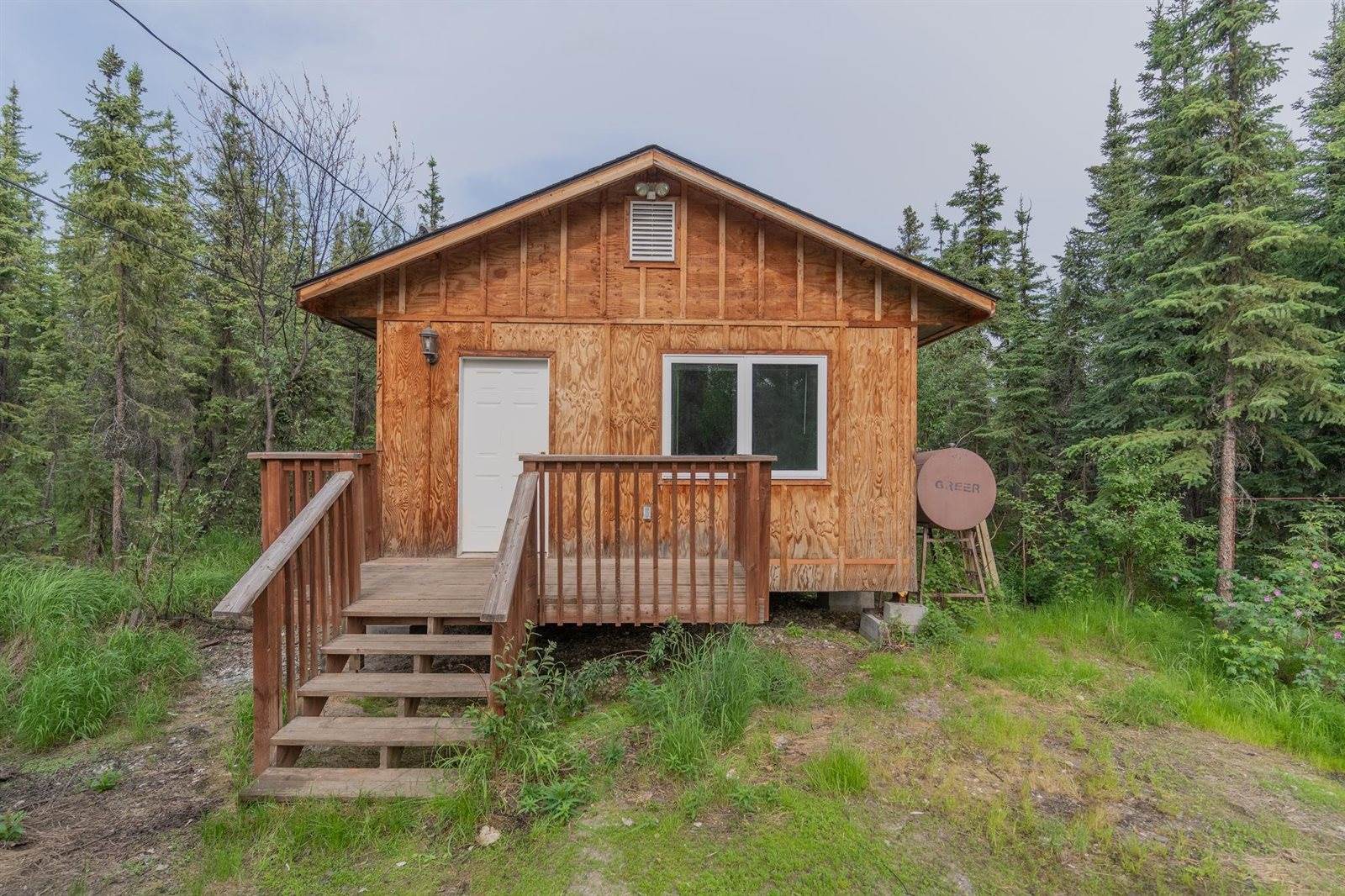 1123 Farmers Loop Road, Fairbanks, AK 99712