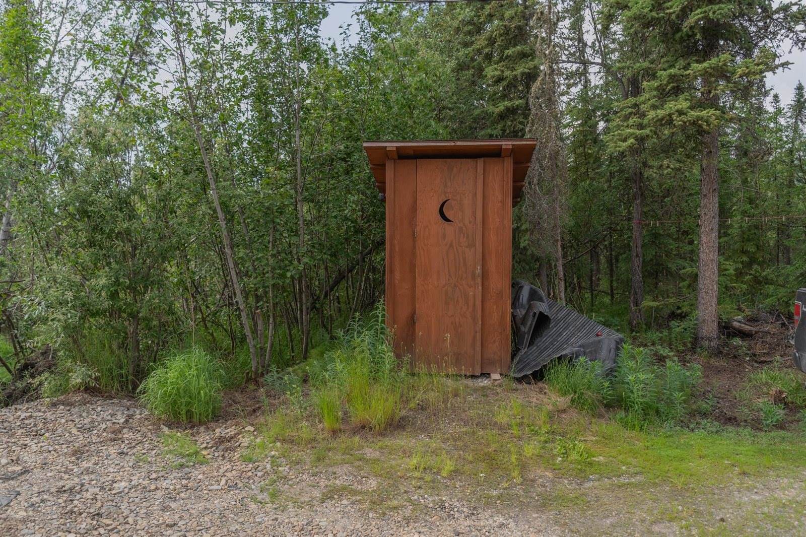 1123 Farmers Loop Road, Fairbanks, AK 99712