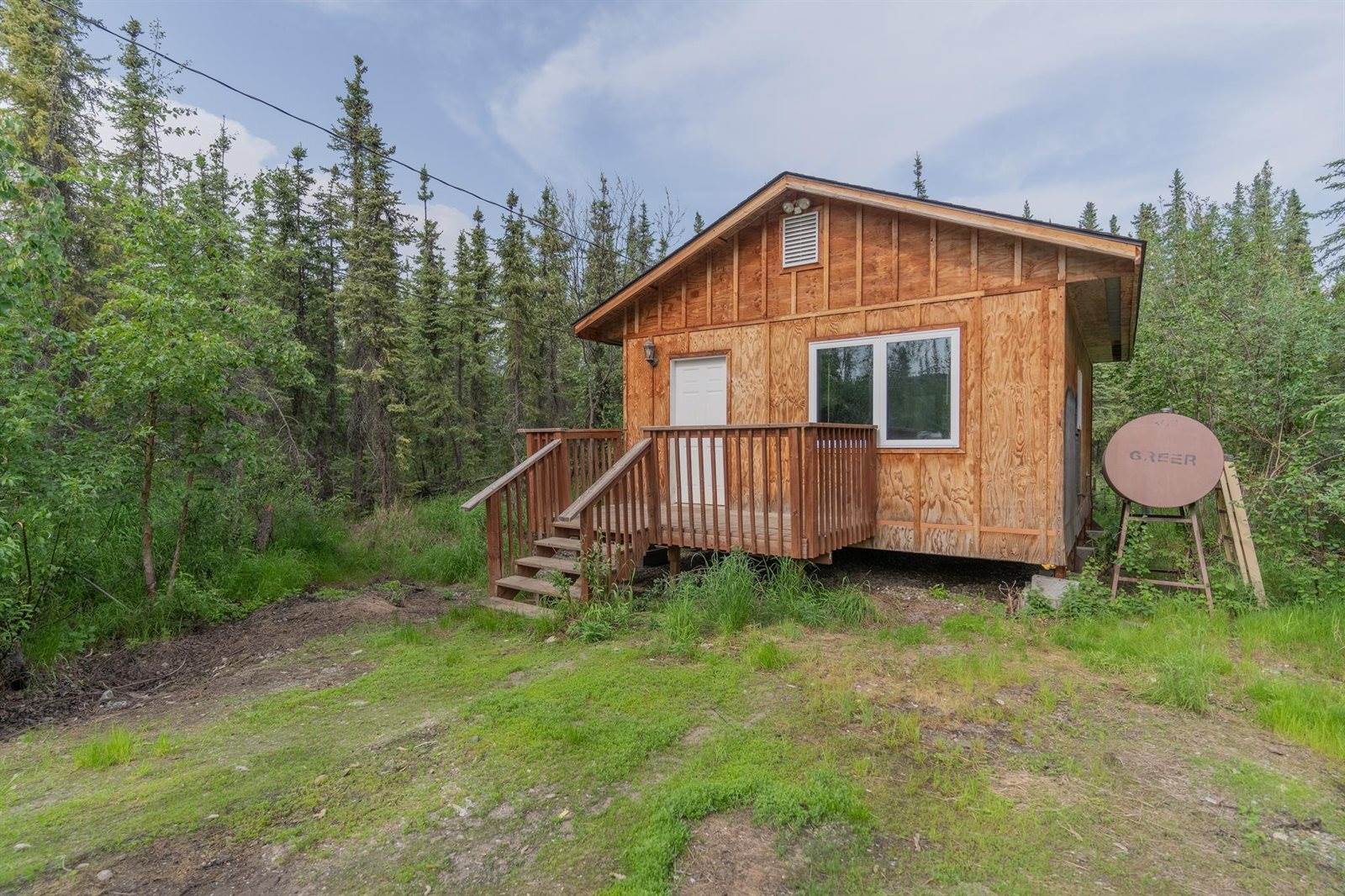 1123 Farmers Loop Road, Fairbanks, AK 99712