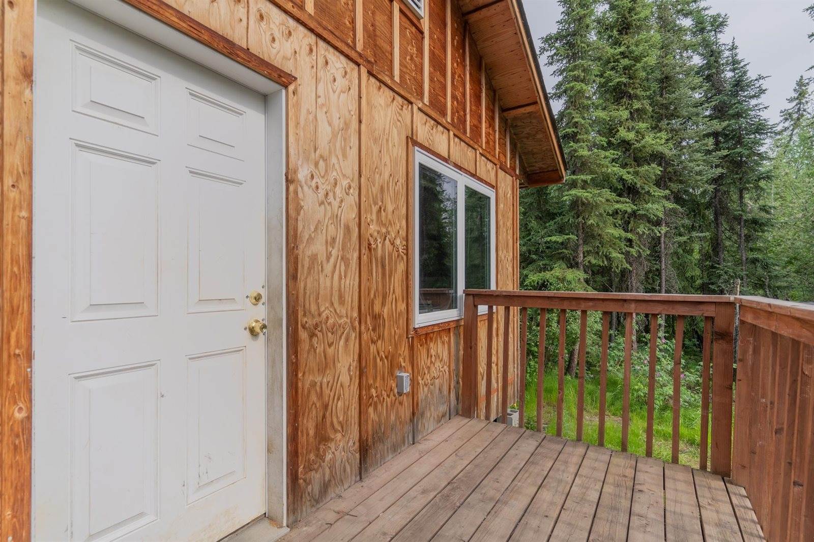 1123 Farmers Loop Road, Fairbanks, AK 99712