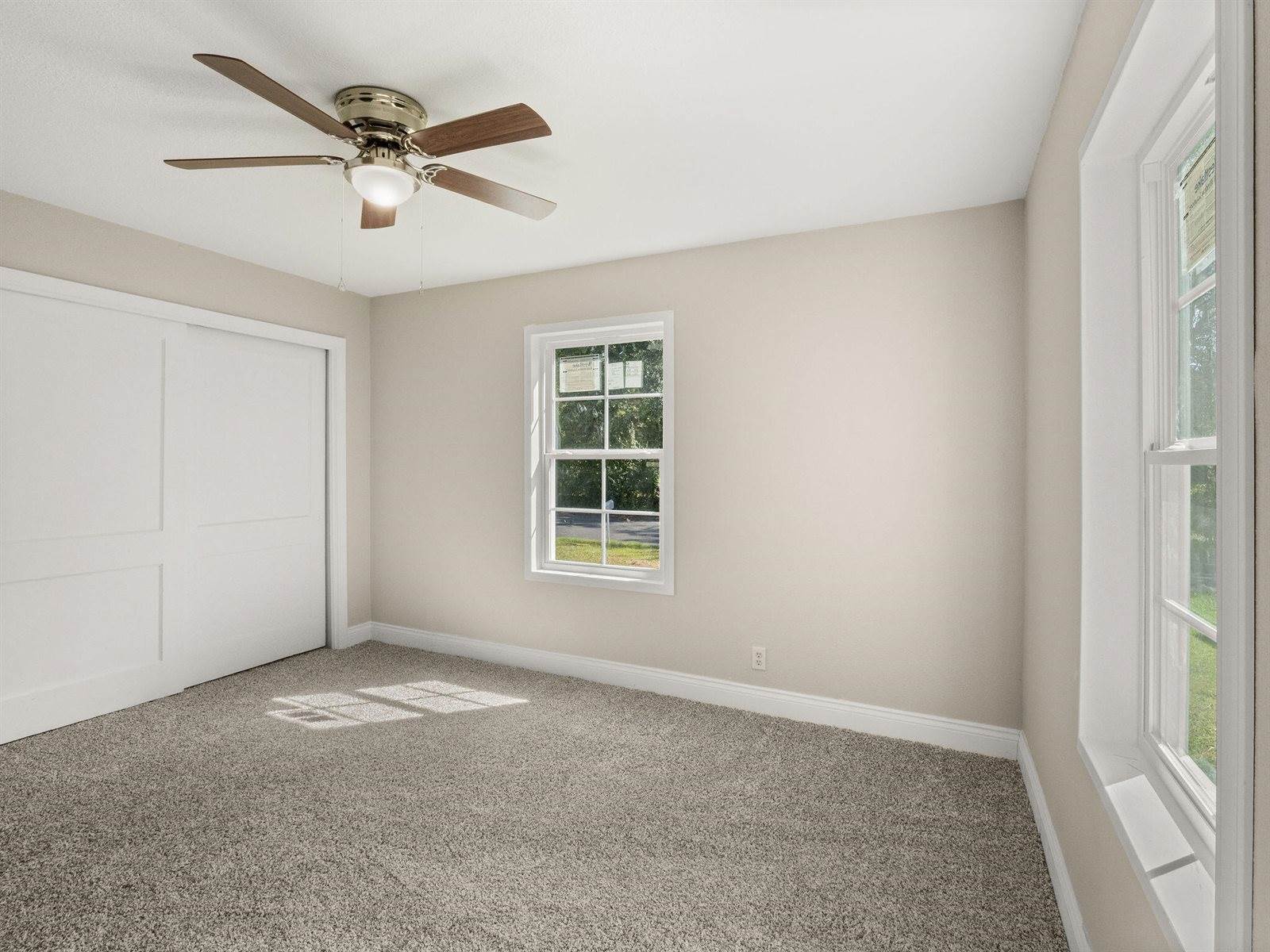 921 Lake Ct Dr, DeRidder, LA 70634