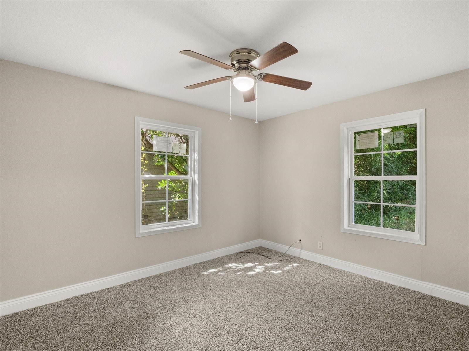 921 Lake Ct Dr, DeRidder, LA 70634
