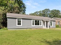 921 Lake Ct Dr, DeRidder, LA 70634