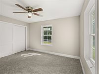 921 Lake Ct Dr, DeRidder, LA 70634