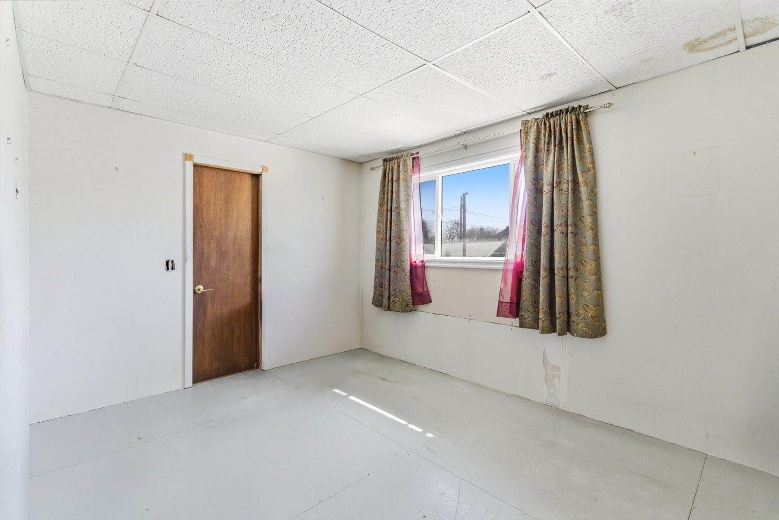 19 5th Avenue West, Kalispell, MT 59901