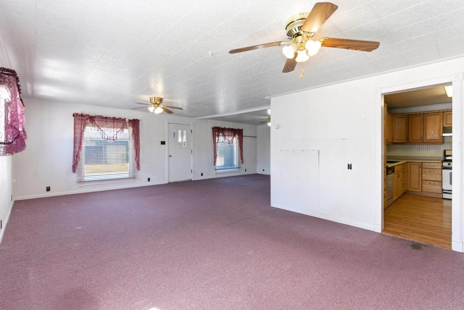 19 5th Avenue West, Kalispell, MT 59901