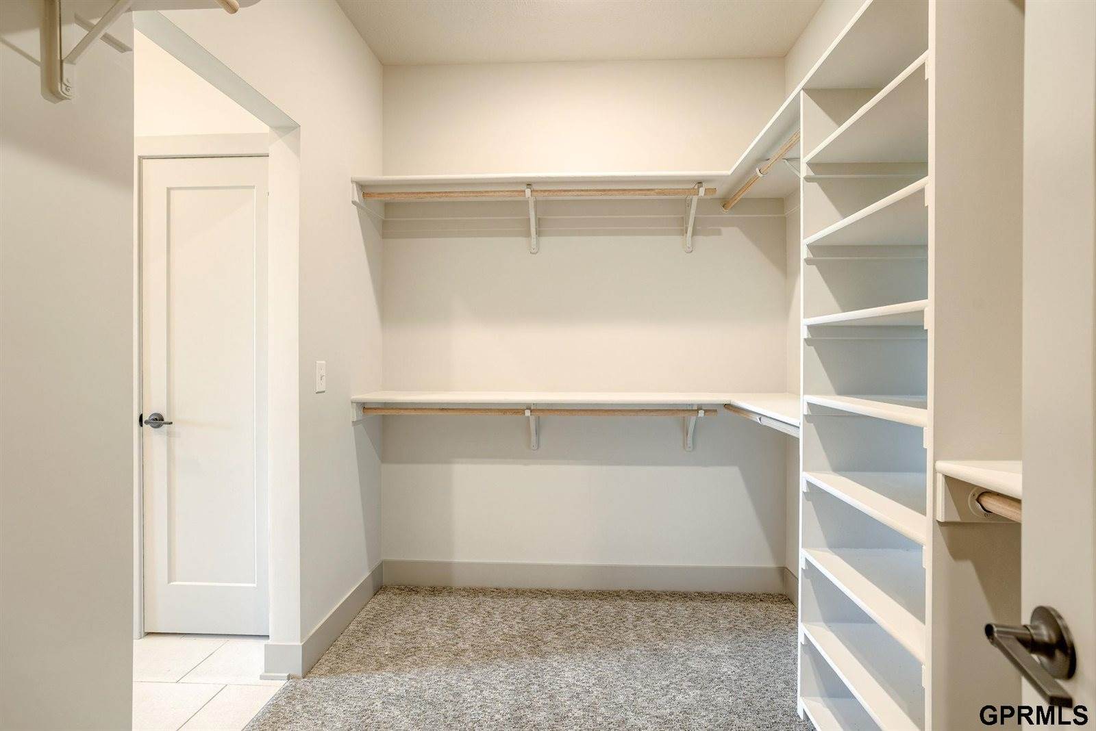 21816 Buchanan Parkway, Gretna, NE 68028