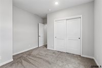 21907 McClellan Drive, Gretna, NE 68028
