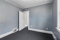 424 Grover Street, Omaha, NE 68108