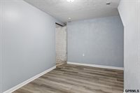 424 Grover Street, Omaha, NE 68108