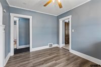 424 Grover Street, Omaha, NE 68108