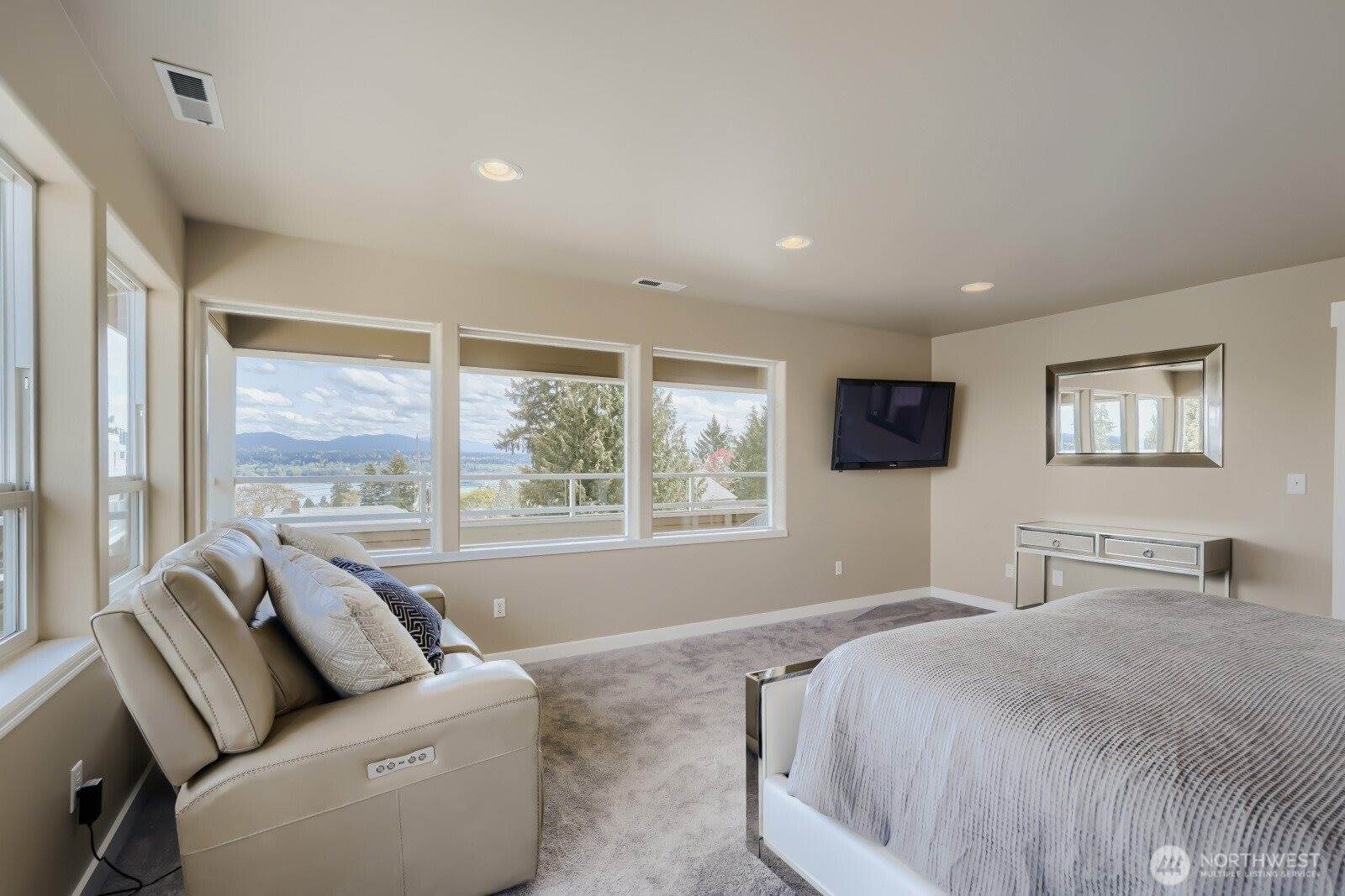 11031 Cornell Avenue South, Seattle, WA 98178