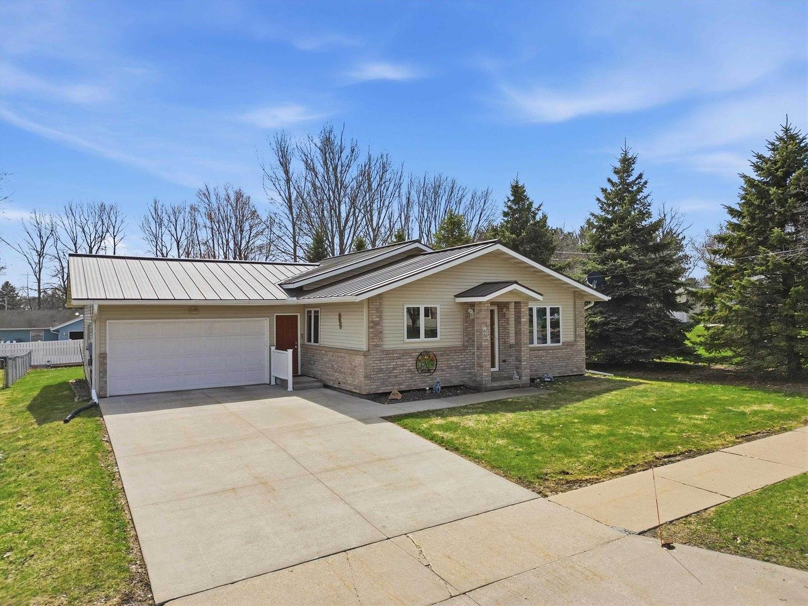 404 W Ives Street, Marshfield, WI 54449