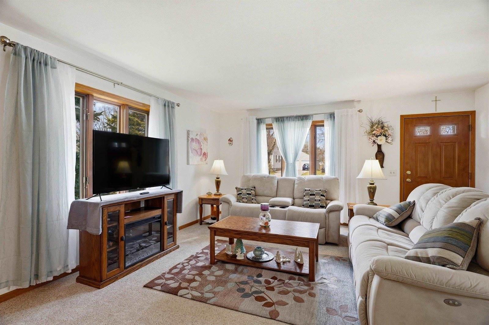 404 W Ives Street, Marshfield, WI 54449