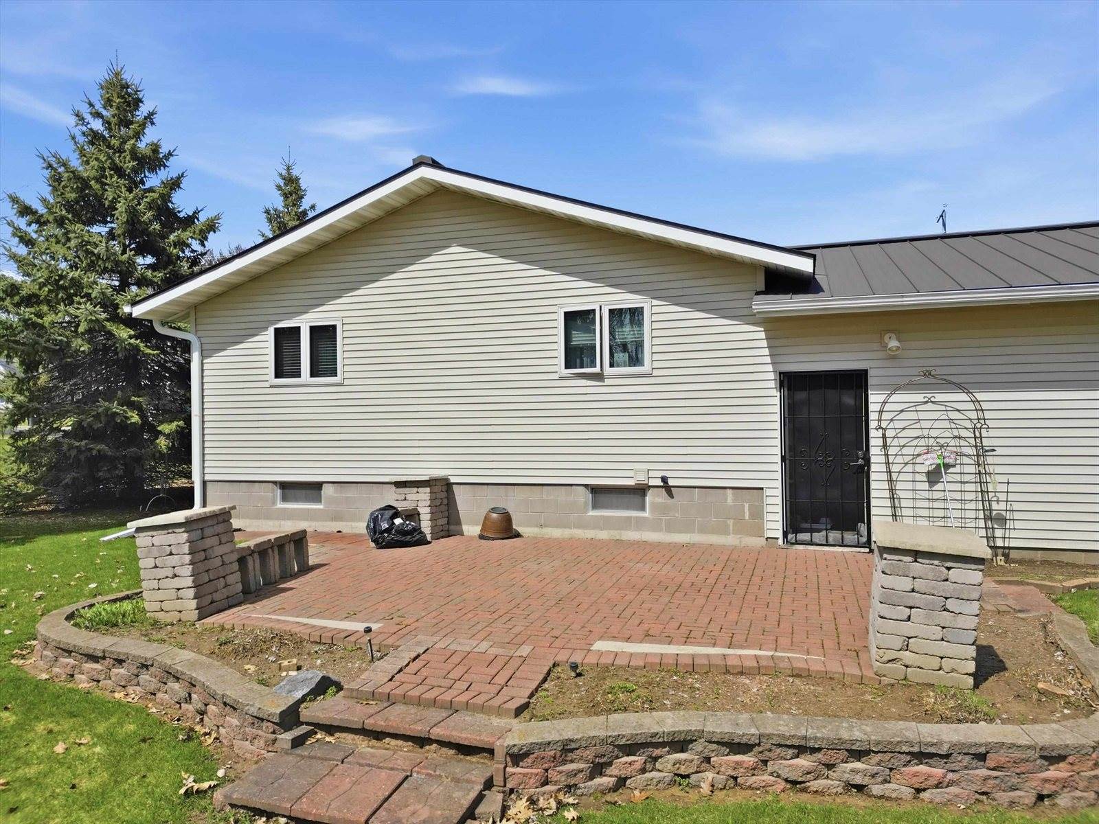 404 W Ives Street, Marshfield, WI 54449