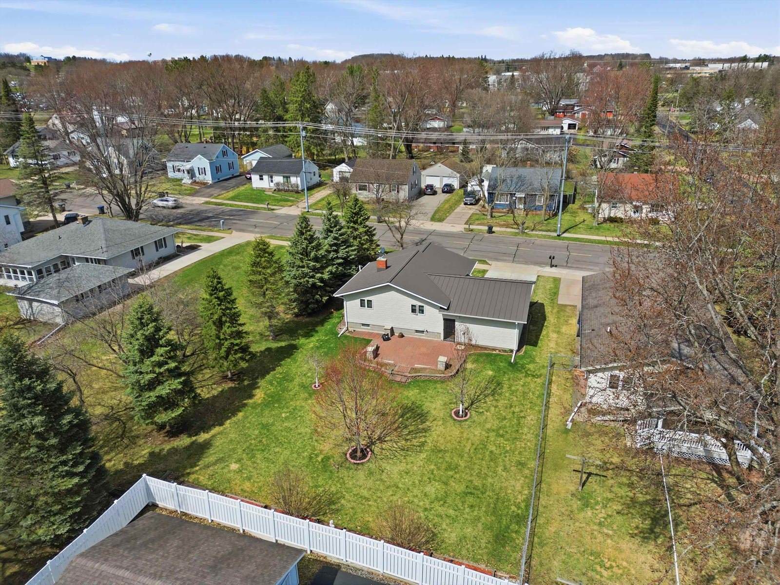 404 W Ives Street, Marshfield, WI 54449
